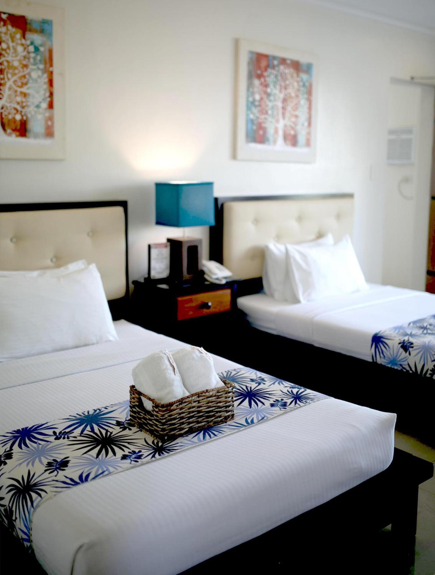 Puerto Del Sol Beach Resort And Hotel Club Bolinao Pangasinan Buitenkant foto