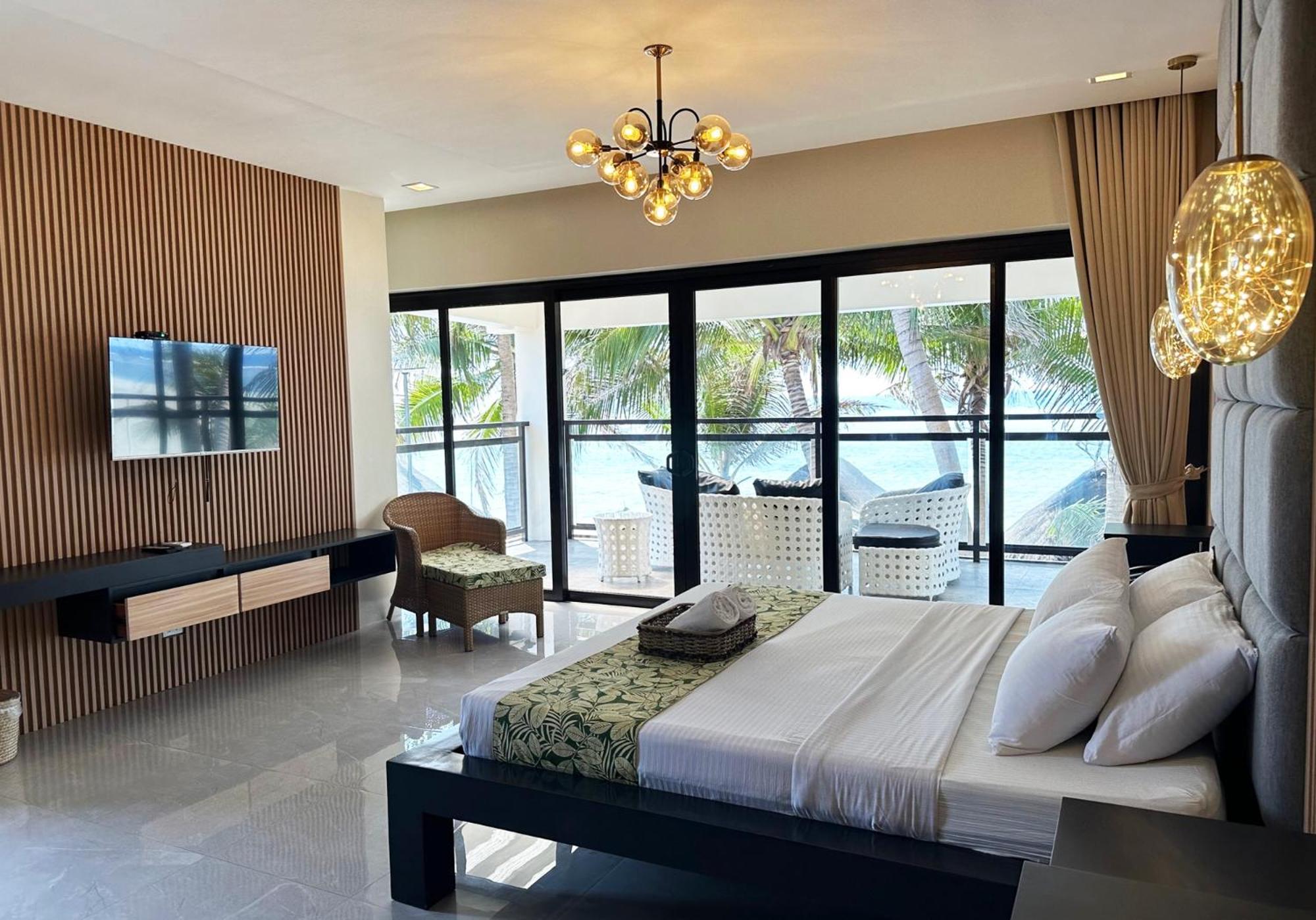 Puerto Del Sol Beach Resort And Hotel Club Bolinao Pangasinan Buitenkant foto