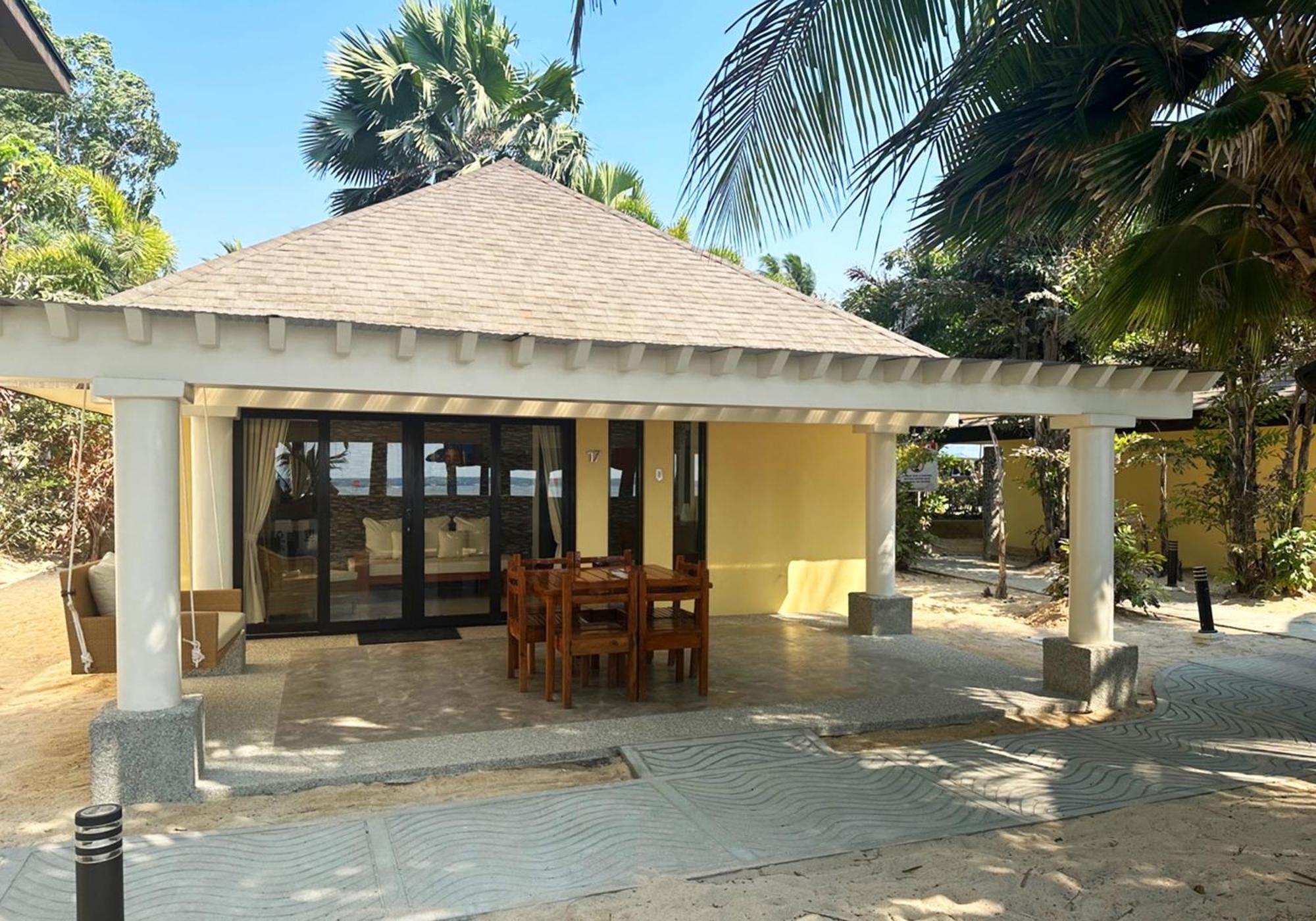 Puerto Del Sol Beach Resort And Hotel Club Bolinao Pangasinan Buitenkant foto
