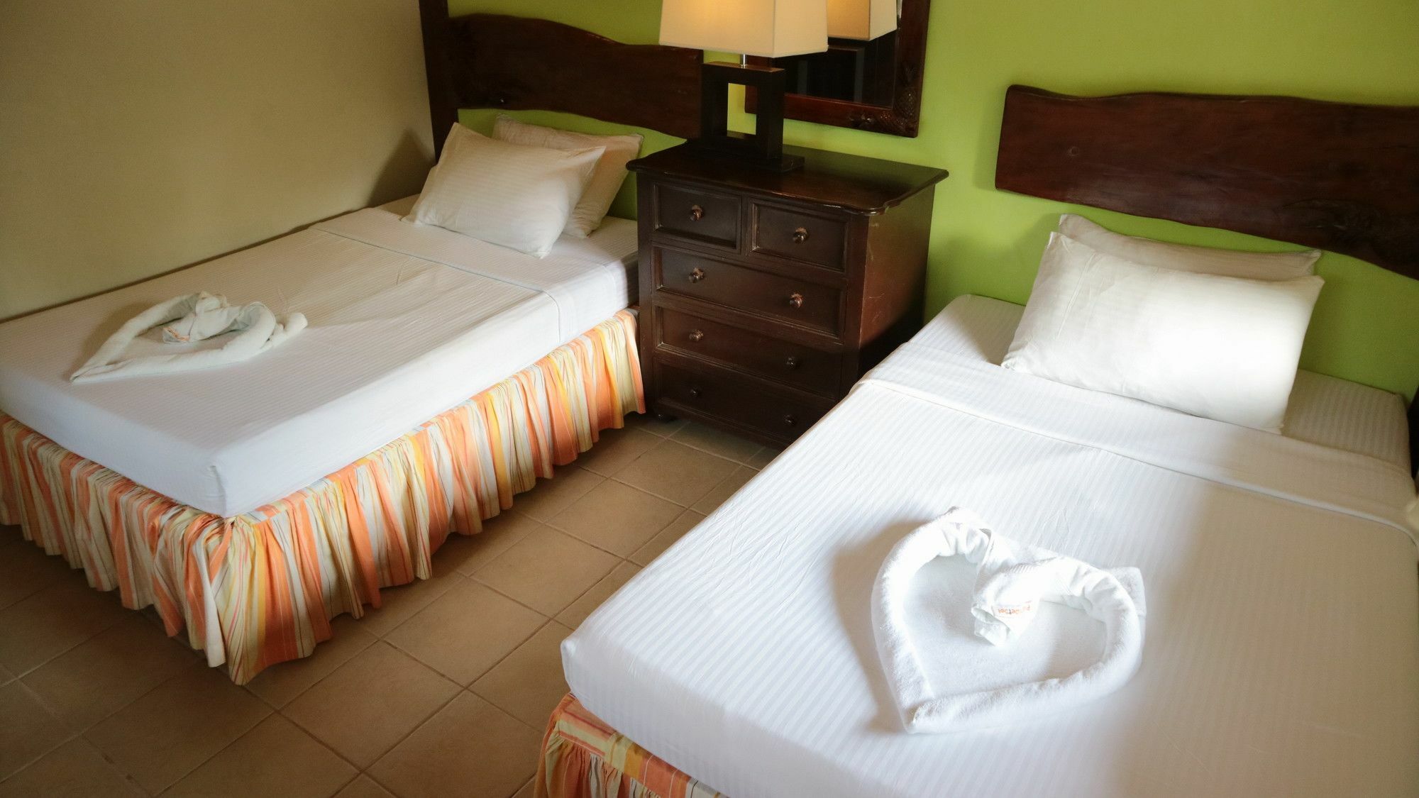 Puerto Del Sol Beach Resort And Hotel Club Bolinao Pangasinan Buitenkant foto